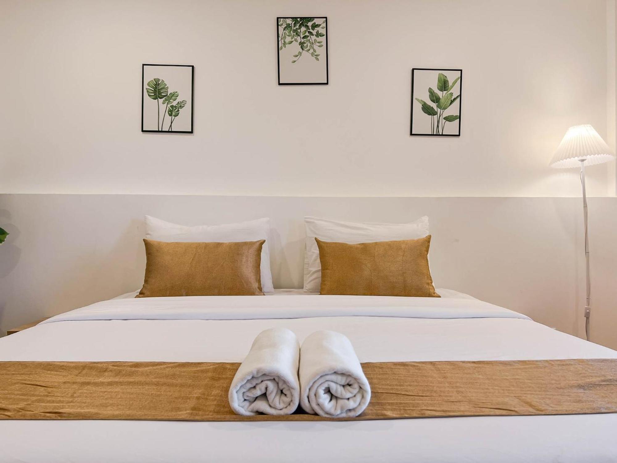 Inspire House Hotel Чиангмай Екстериор снимка