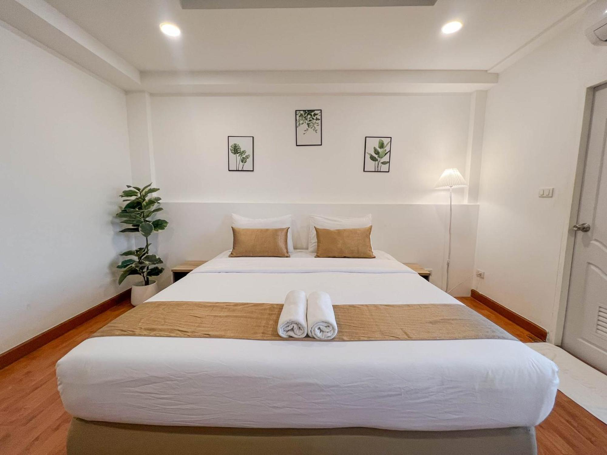 Inspire House Hotel Чиангмай Екстериор снимка