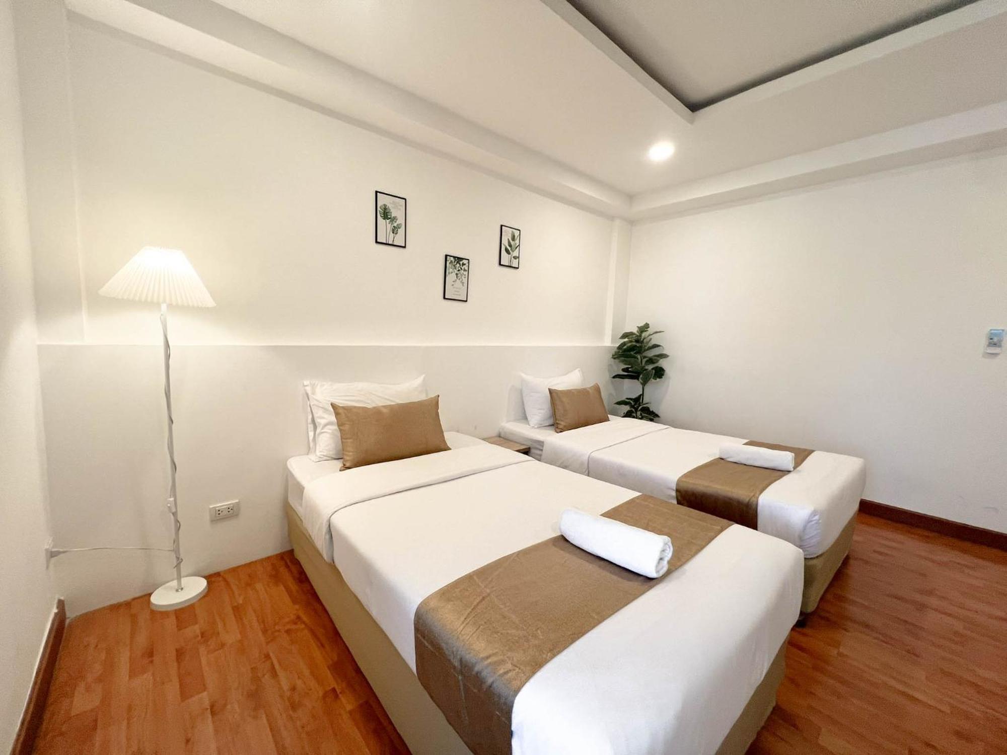 Inspire House Hotel Чиангмай Екстериор снимка