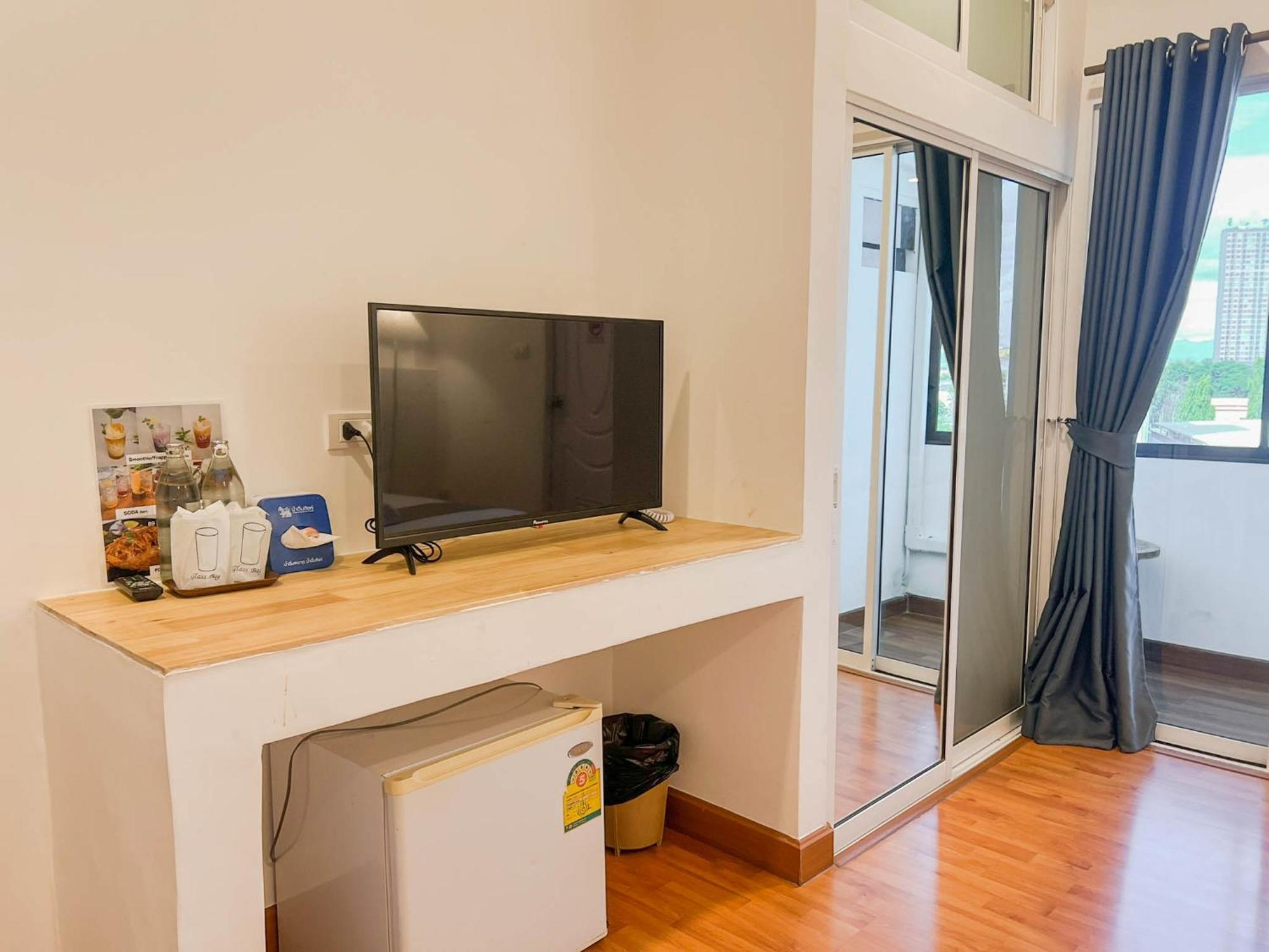 Inspire House Hotel Чиангмай Екстериор снимка