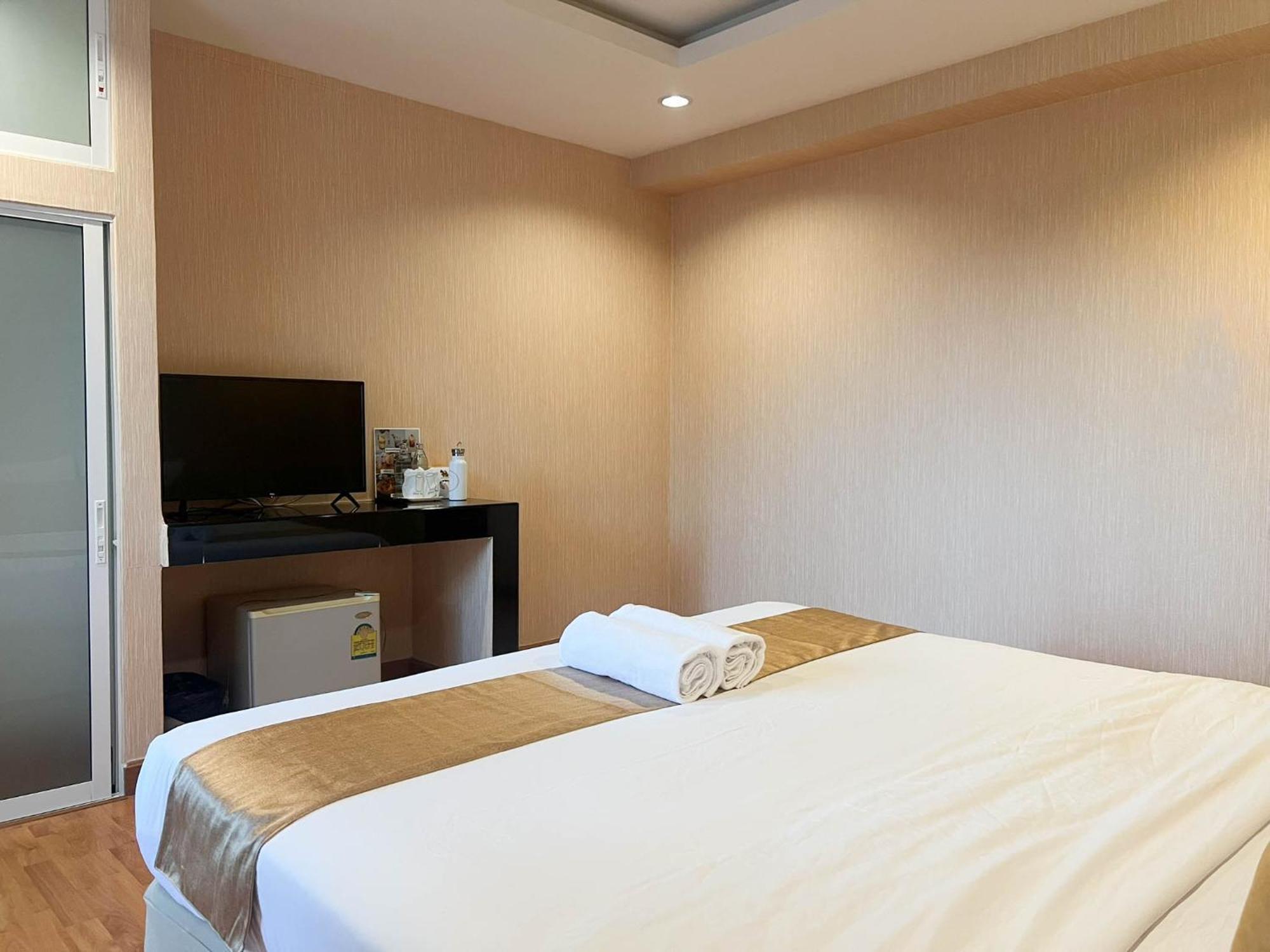 Inspire House Hotel Чиангмай Екстериор снимка